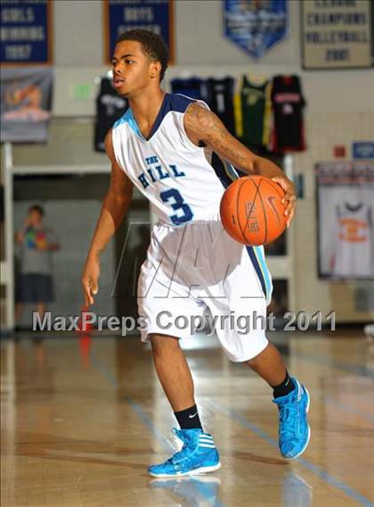 Thumbnail 2 in Mater Dei vs. Foothill (MaxPreps Holiday Classic) photogallery.