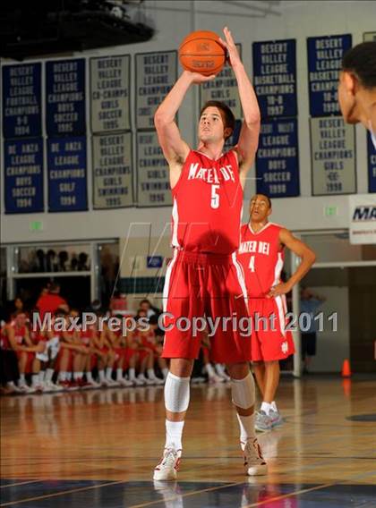 Thumbnail 1 in Mater Dei vs. Foothill (MaxPreps Holiday Classic) photogallery.