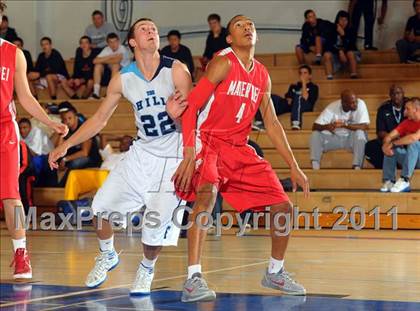 Thumbnail 2 in Mater Dei vs. Foothill (MaxPreps Holiday Classic) photogallery.