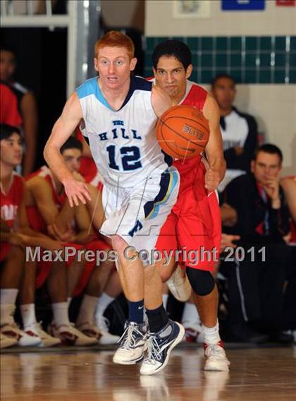 Thumbnail 3 in Mater Dei vs. Foothill (MaxPreps Holiday Classic) photogallery.