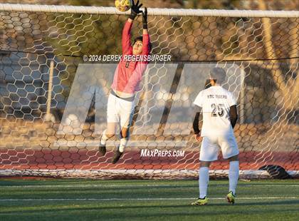 Thumbnail 2 in KIPP Denver Collegiate vs Peak to Peak (CHSAA 3A Quarterfinal) photogallery.