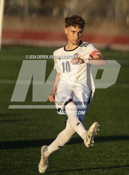 Thumbnail 3 in KIPP Denver Collegiate vs Peak to Peak (CHSAA 3A Quarterfinal) photogallery.