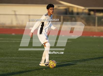 Thumbnail 3 in KIPP Denver Collegiate vs Peak to Peak (CHSAA 3A Quarterfinal) photogallery.
