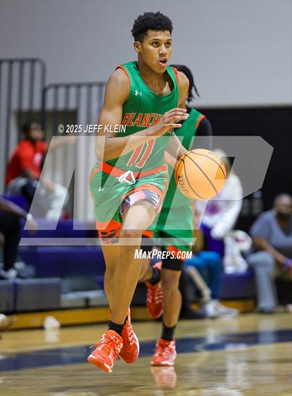 Thumbnail 3 in Blanche Ely vs Fairfax Christian (Holiday Classic of the Palm Beaches) photogallery.