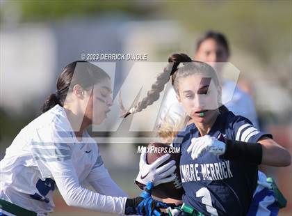 Thumbnail 3 in Roslyn @ Bellmore-Merrick photogallery.