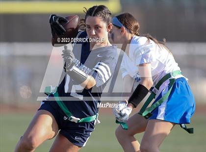 Thumbnail 3 in Roslyn @ Bellmore-Merrick photogallery.