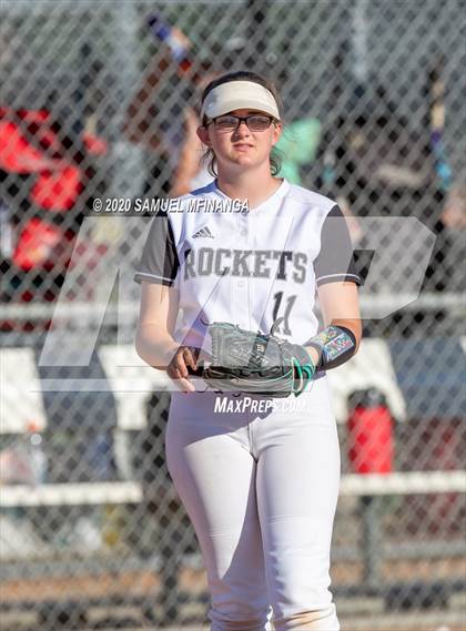 Thumbnail 2 in Hastings vs. Lincoln Northeast photogallery.