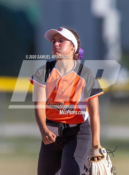 Thumbnail 3 in Hastings vs. Lincoln Northeast photogallery.
