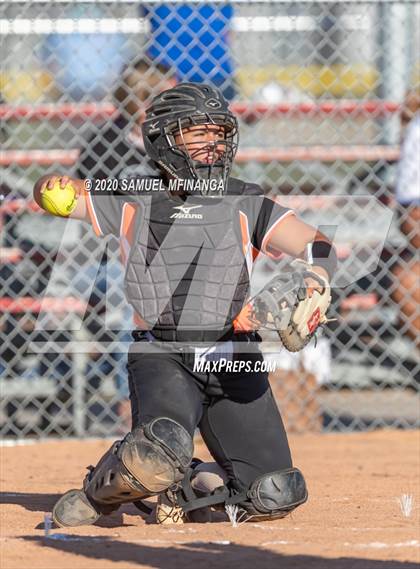Thumbnail 3 in Hastings vs. Lincoln Northeast photogallery.