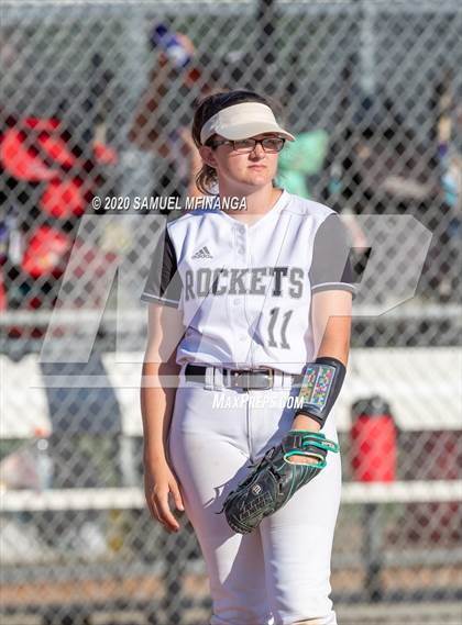 Thumbnail 3 in Hastings vs. Lincoln Northeast photogallery.