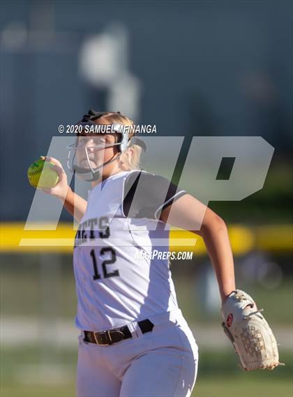 Thumbnail 3 in Hastings vs. Lincoln Northeast photogallery.