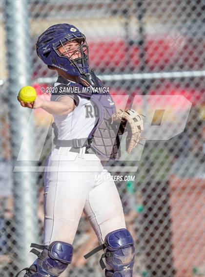 Thumbnail 2 in Hastings vs. Lincoln Northeast photogallery.