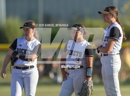 Thumbnail 2 in Hastings vs. Lincoln Northeast photogallery.