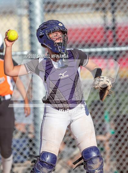 Thumbnail 1 in Hastings vs. Lincoln Northeast photogallery.
