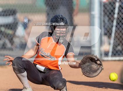 Thumbnail 3 in Hastings vs. Lincoln Northeast photogallery.