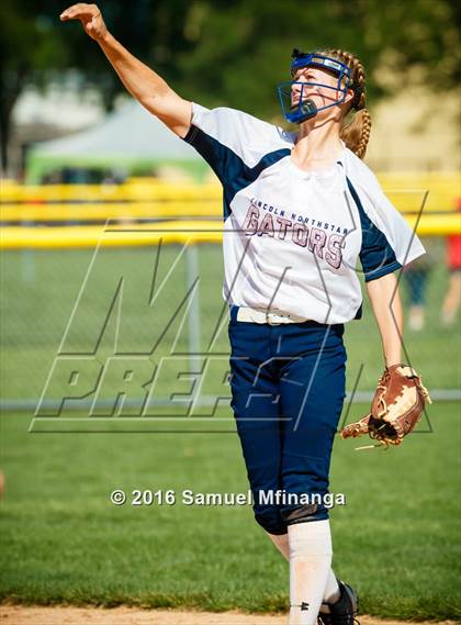 Thumbnail 3 in Gross Catholic vs. North Star photogallery.