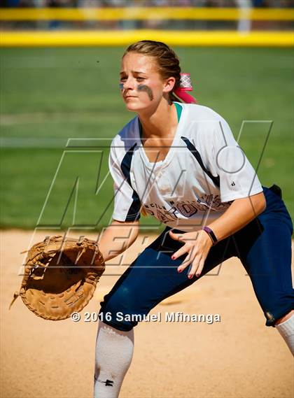 Thumbnail 1 in Gross Catholic vs. North Star photogallery.