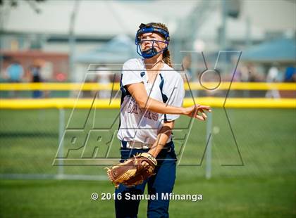 Thumbnail 2 in Gross Catholic vs. North Star photogallery.
