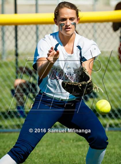 Thumbnail 1 in Gross Catholic vs. North Star photogallery.