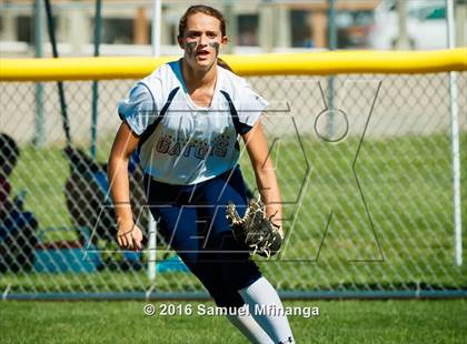 Thumbnail 2 in Gross Catholic vs. North Star photogallery.