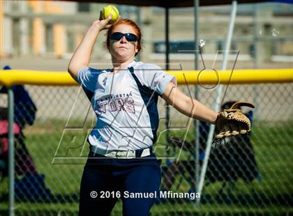 Thumbnail 1 in Gross Catholic vs. North Star photogallery.