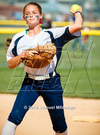 Thumbnail 1 in Gross Catholic vs. North Star photogallery.