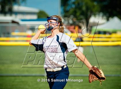 Thumbnail 2 in Gross Catholic vs. North Star photogallery.