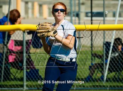 Thumbnail 3 in Gross Catholic vs. North Star photogallery.