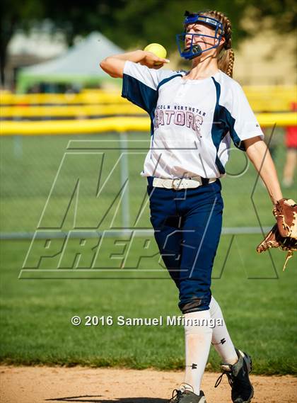 Thumbnail 2 in Gross Catholic vs. North Star photogallery.