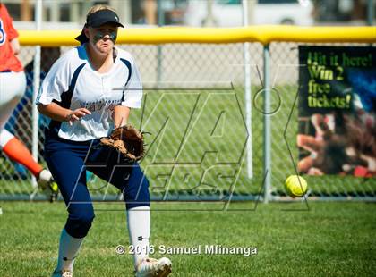 Thumbnail 1 in Gross Catholic vs. North Star photogallery.