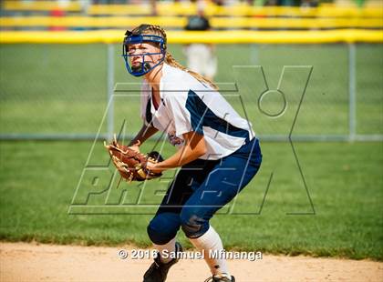 Thumbnail 3 in Gross Catholic vs. North Star photogallery.