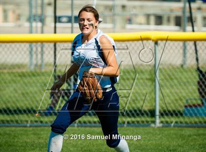 Thumbnail 3 in Gross Catholic vs. North Star photogallery.