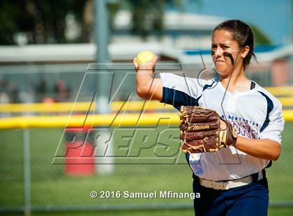 Thumbnail 3 in Gross Catholic vs. North Star photogallery.
