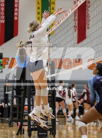 Thumbnail 1 in Pocatello vs Skyline (IHSAA 4A First Round) photogallery.