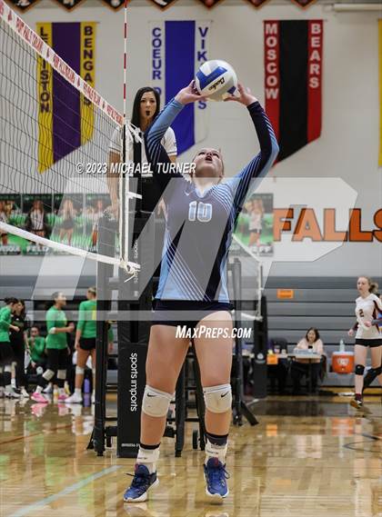 Thumbnail 2 in Pocatello vs Skyline (IHSAA 4A First Round) photogallery.