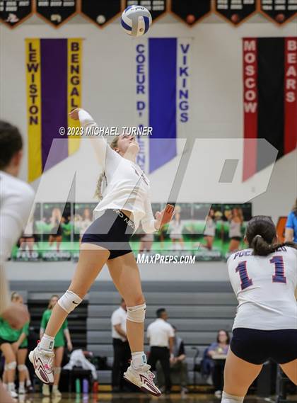 Thumbnail 3 in Pocatello vs Skyline (IHSAA 4A First Round) photogallery.