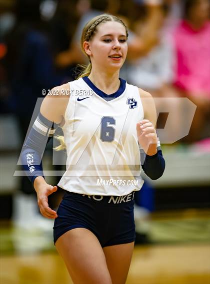 Thumbnail 2 in Grand Oaks vs College Park photogallery.