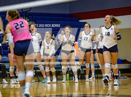 Thumbnail 2 in Grand Oaks vs College Park photogallery.