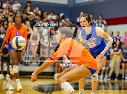 Thumbnail 2 in Grand Oaks vs College Park photogallery.
