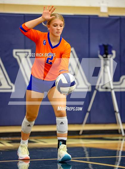 Thumbnail 3 in Grand Oaks vs College Park photogallery.