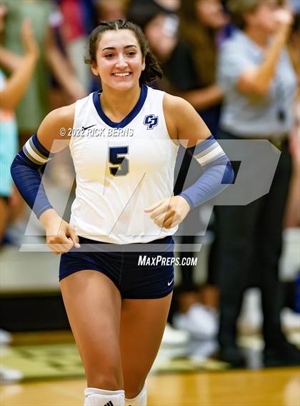 Thumbnail 1 in Grand Oaks vs College Park photogallery.