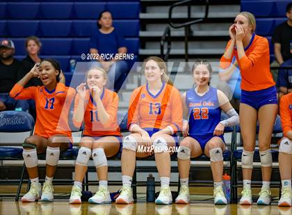 Thumbnail 2 in Grand Oaks vs College Park photogallery.