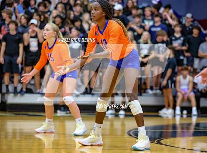 Thumbnail 1 in Grand Oaks vs College Park photogallery.