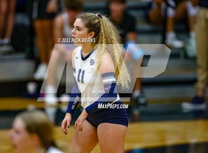 Thumbnail 3 in Grand Oaks vs College Park photogallery.