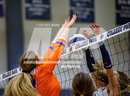 Thumbnail 1 in Grand Oaks vs College Park photogallery.