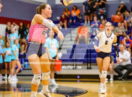Thumbnail 1 in Grand Oaks vs College Park photogallery.