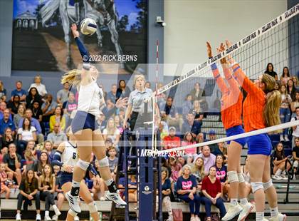 Thumbnail 3 in Grand Oaks vs College Park photogallery.