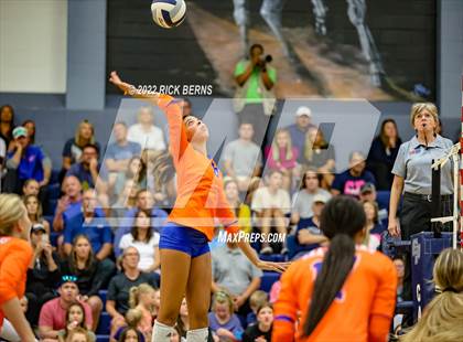 Thumbnail 2 in Grand Oaks vs College Park photogallery.