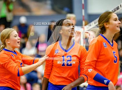 Thumbnail 3 in Grand Oaks vs College Park photogallery.
