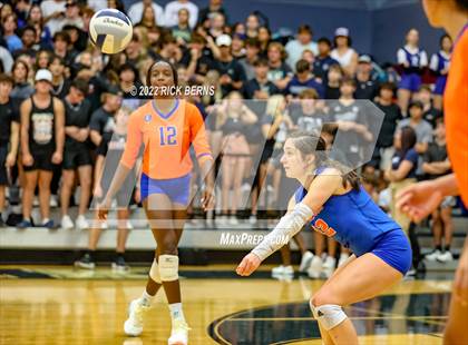 Thumbnail 2 in Grand Oaks vs College Park photogallery.